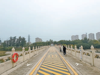 北關分洪閘上方橋區開放，市民從橋區穿行無需繞路。