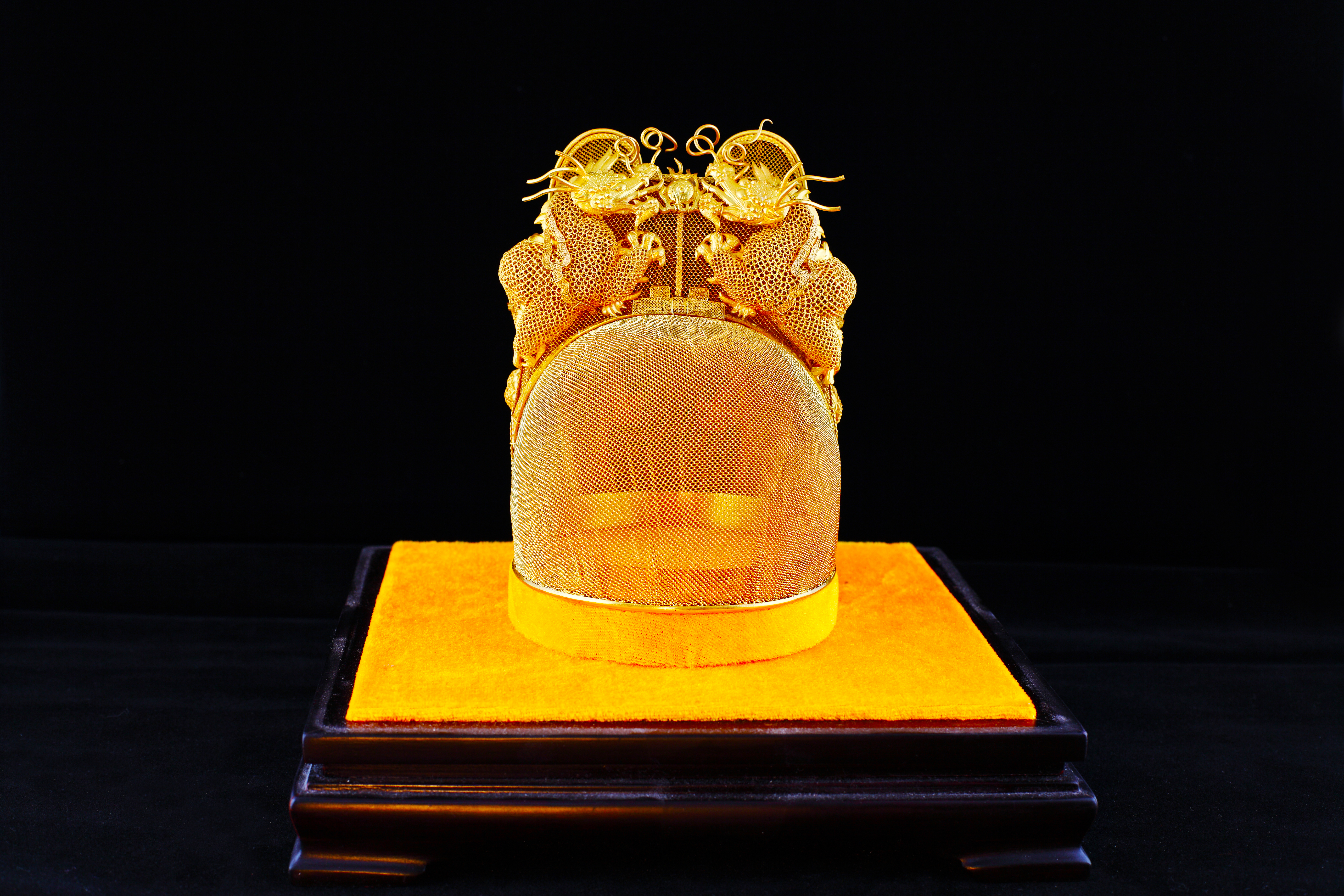 花絲鑲嵌-金翼善冠