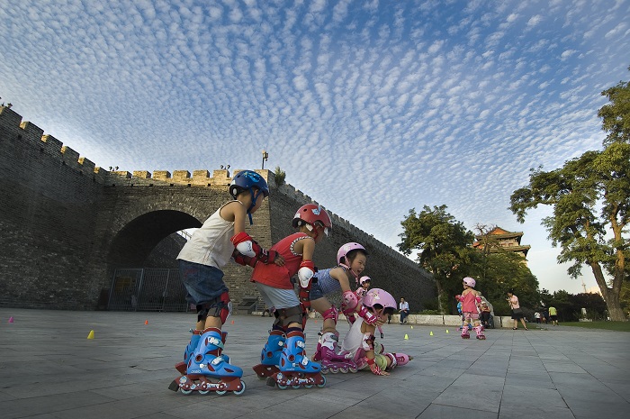 明城牆前居民活動 明城牆前居民活動