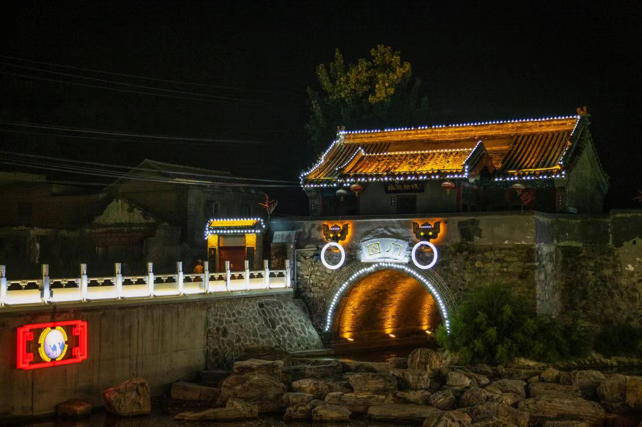 東辛房街道圈門