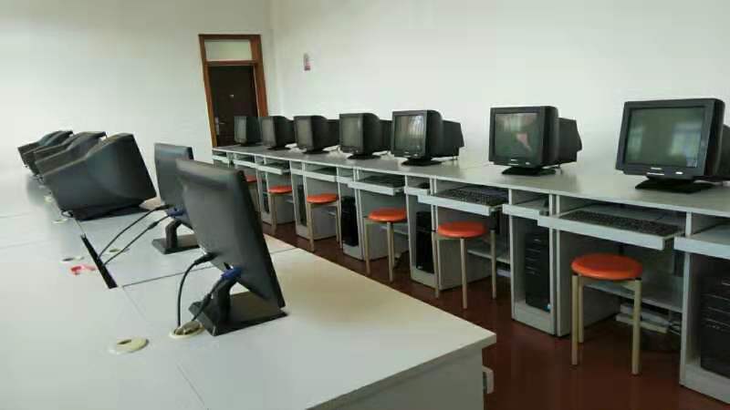 峪口鎮計算機室.jpg