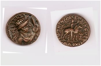 絲綢之路上的圓形方孔錢:兼論五銖、開元通寶的國際貨幣屬性