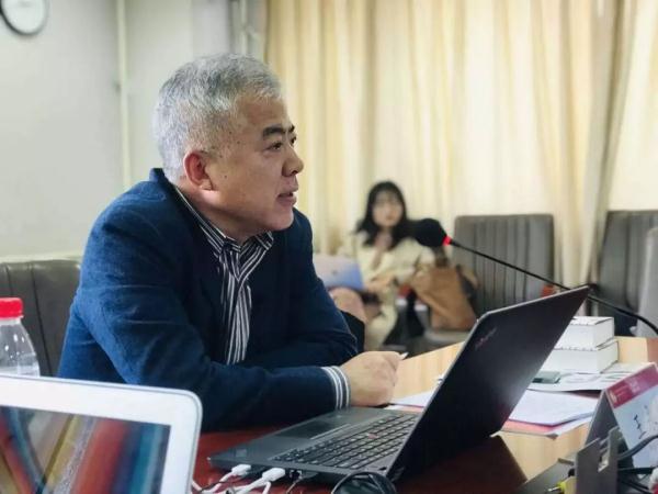 絲綢之路上的圓形方孔錢:兼論五銖、開元通寶的國際貨幣屬性