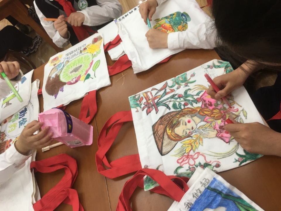 “小手繪食尚 節儉有新生”