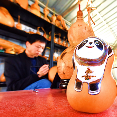 非遺冬奧吉祥物 助力冬奧盛會