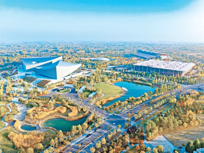 城市副中心三大文化建築秋色如畫。 城市副中心三大文化建築秋色如畫。