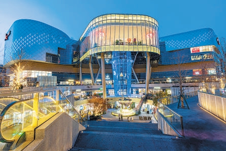 如今，潞城鎮東夏園路口已建起萬象匯商場。