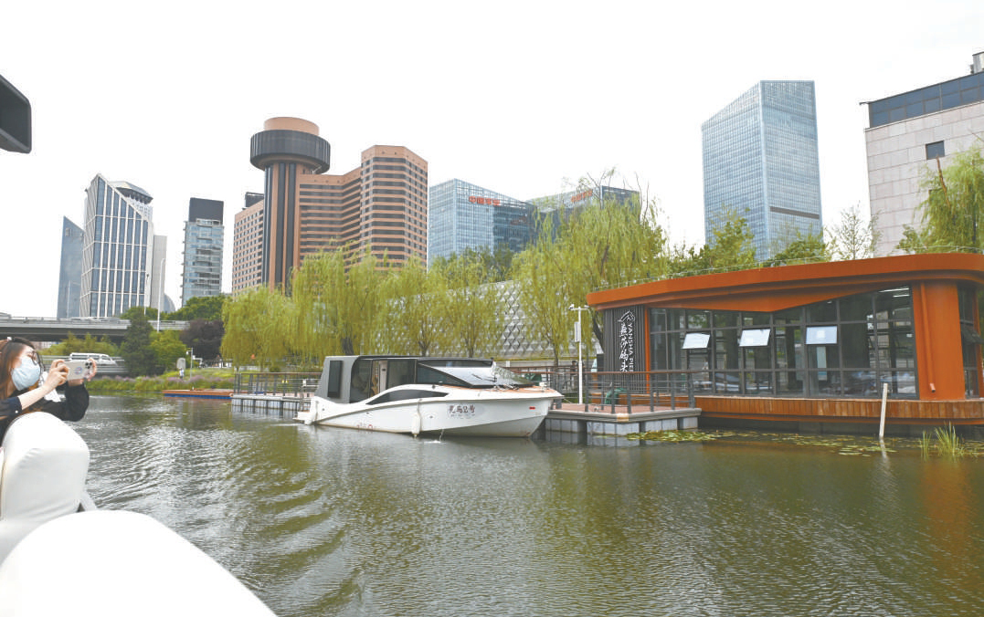 亮馬河景觀廊道打造城市風景線